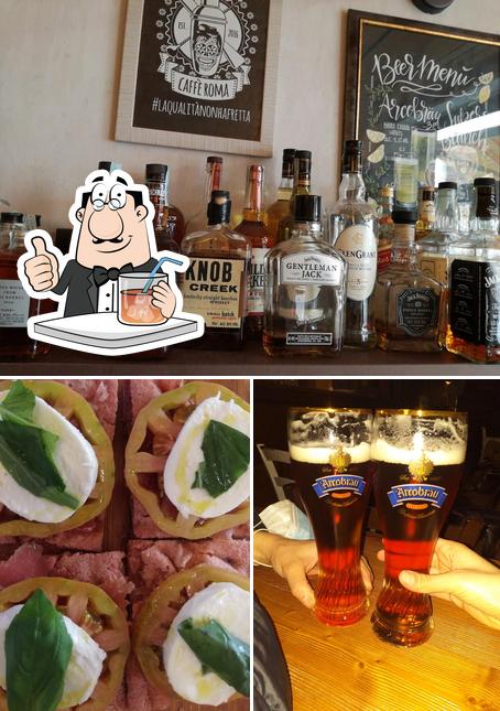Questa è la immagine che mostra la bevanda e cibo di Caffè Roma