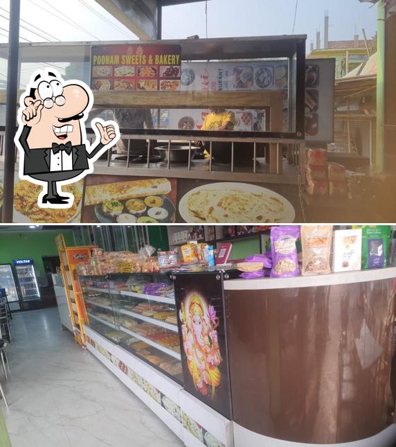 Laxmi Sweets & Snacks