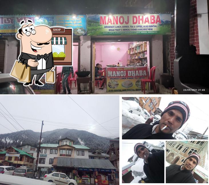 The exterior of Manoj dhaba