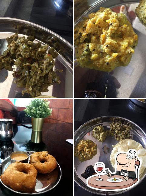 Food at Peruvanam Oottupura
