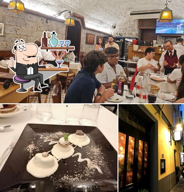 Siediti a un tavolo di Ristorante Museo Caruso