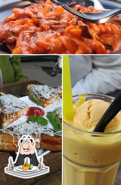 Food at Aroma - by axis juice