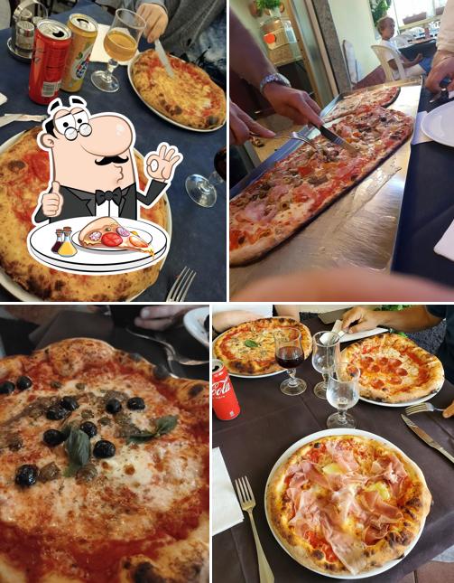 Prova una pizza a Pizzeria Vesuvio