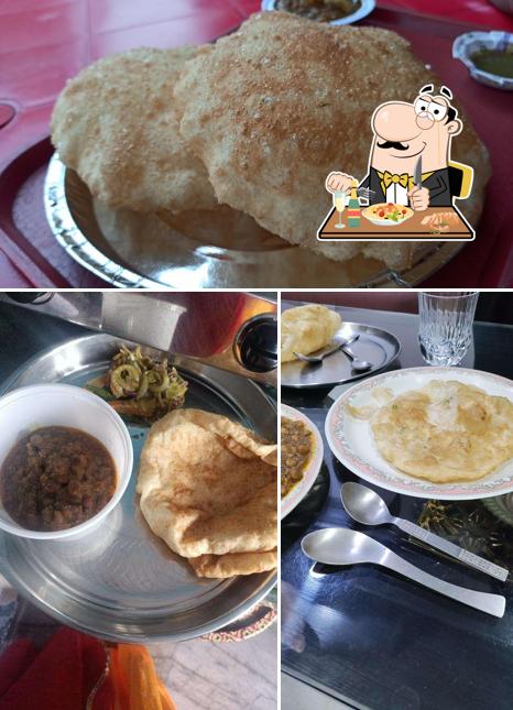 Meals at Shri Shyam Bhature Wala