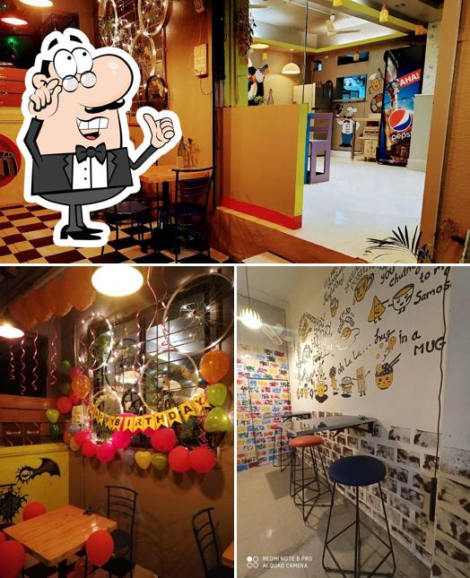 Check out how Cafe Happingo looks inside