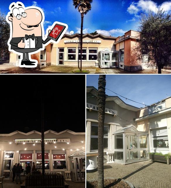 Gli esterni di Circolo di Albizzate - The Family