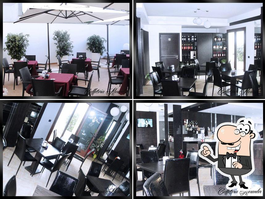 Siediti a un tavolo di Bar/Caffetteria Alexander