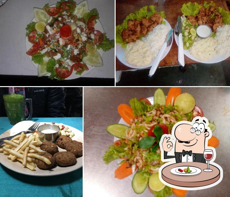 Food at Mama Cafe'
