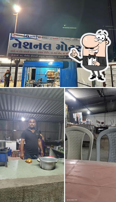 The interior of Kaka Da Dhaba