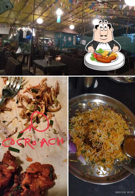 The picture of The hindustani dhaba’s food and interior
