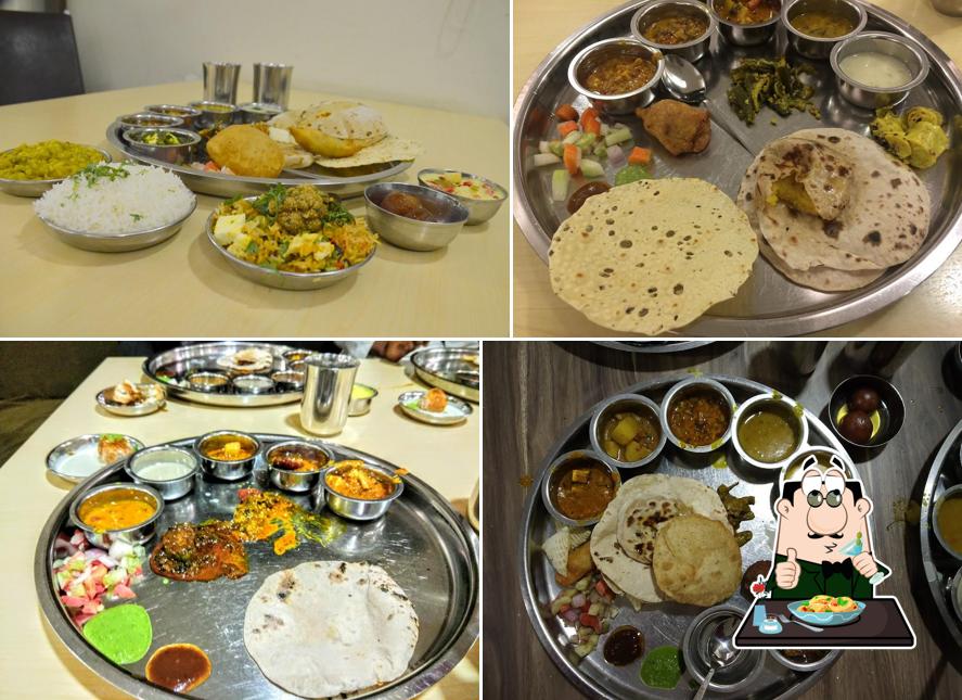 Meals at Durvankur Thali