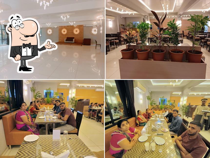 Palate restaurant & banquet