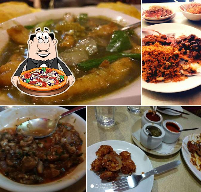 Pick pizza at Silver Streak