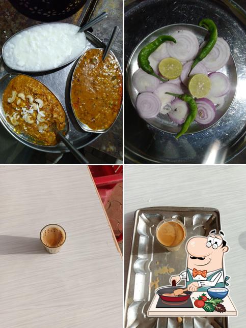 Chicken curry at Satyam Hotel Restaurant