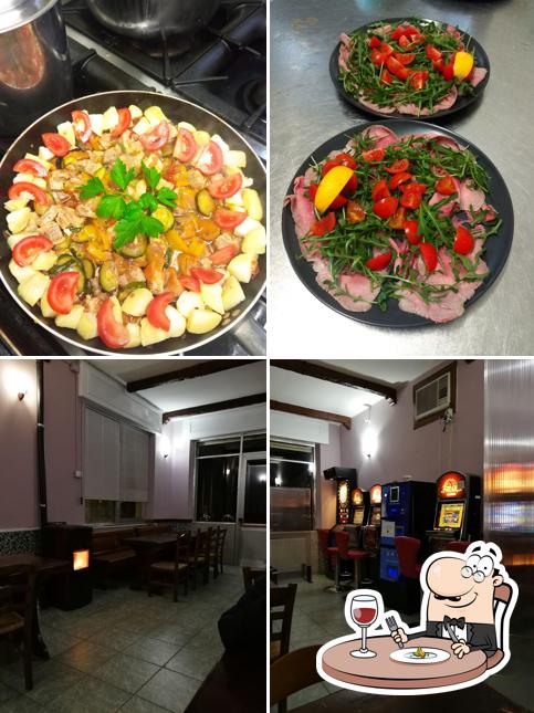 La cibo e interni del ristorante