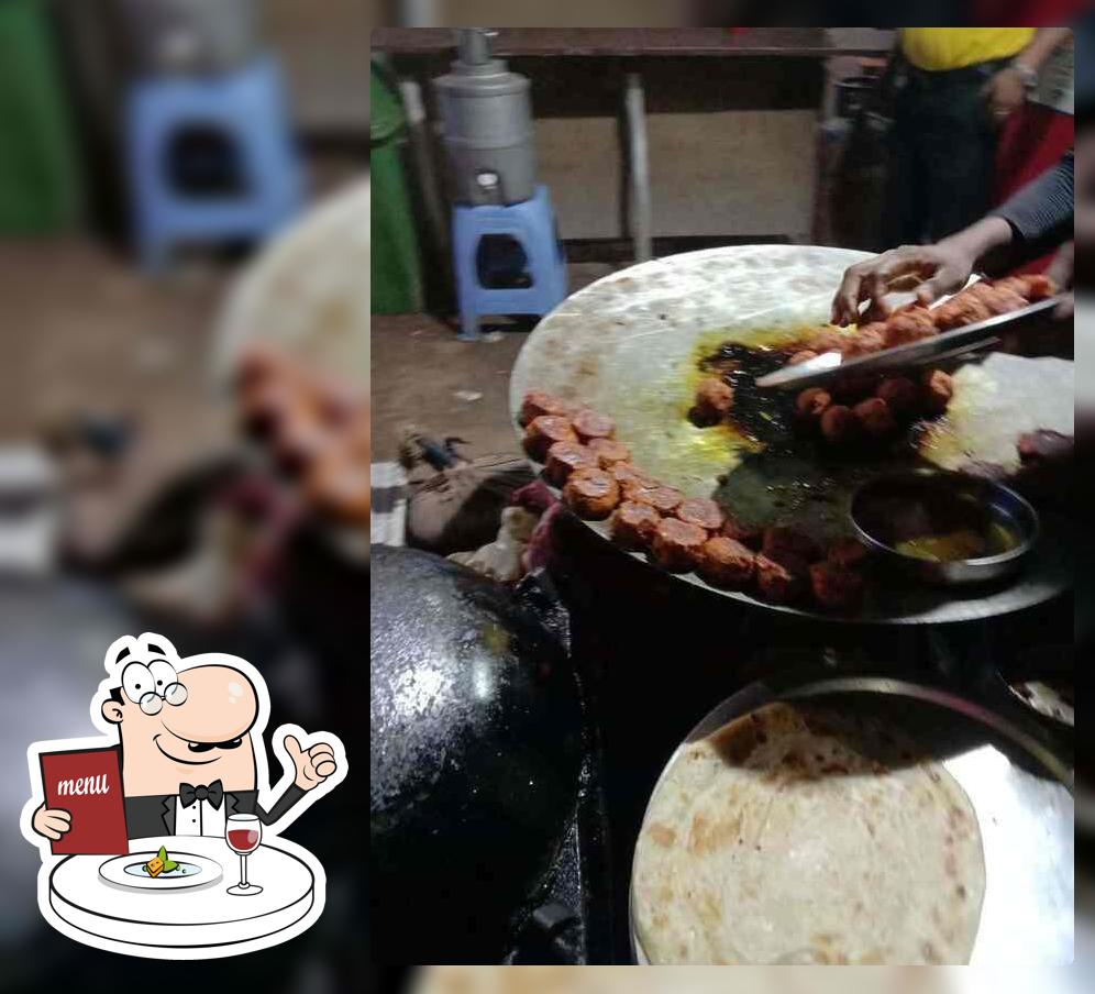 Food at Bablu Paratha Shop