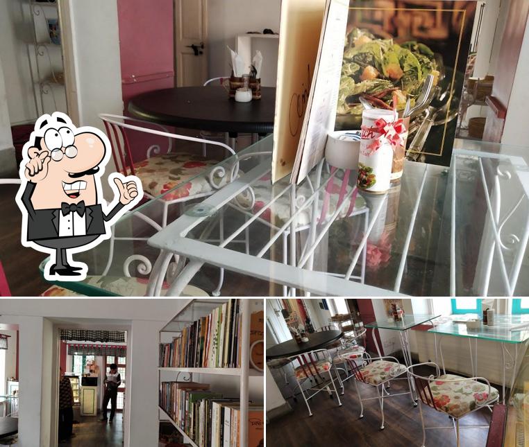 Check out how Cafe B60 looks inside
