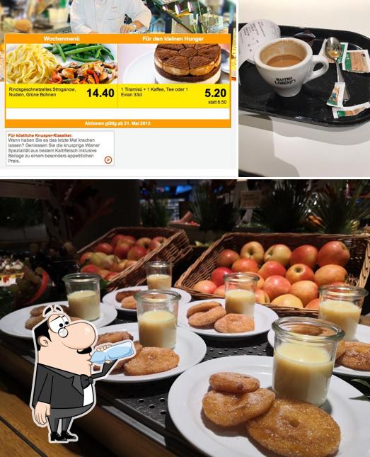 Coop Restaurant Biel Nidaugasse si caratterizza per la bevanda e cibo