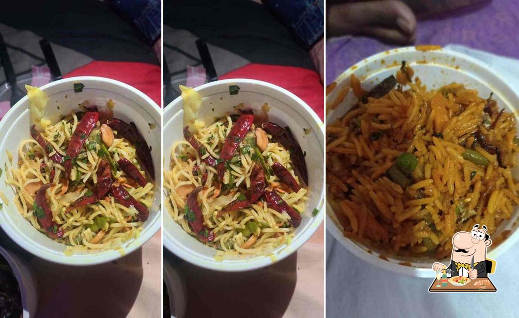 Pad thai at House of delici