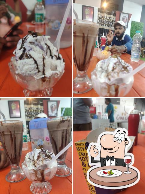 Ice cream at Mr. CHAI CAFÉ