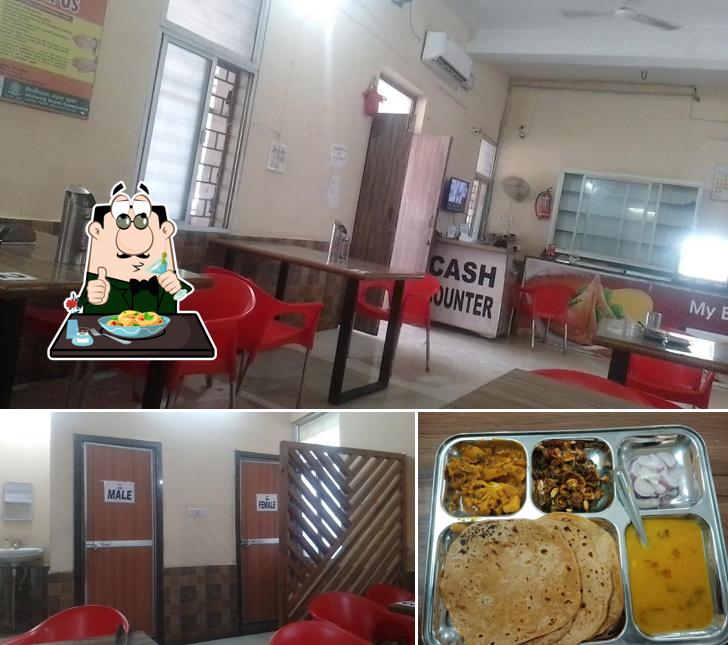 Food at My Bright Cafeteria