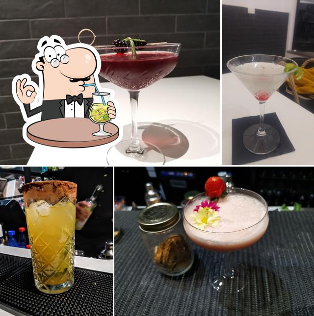 Civico Undici - Burgers - Steaks - Liquors -