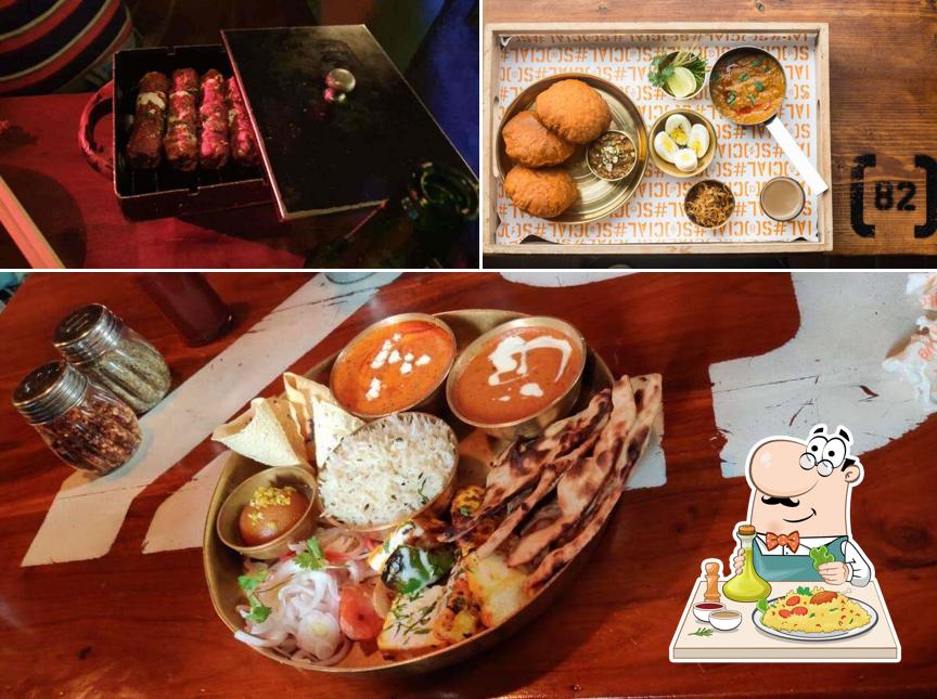 Food at Nehru Place Social