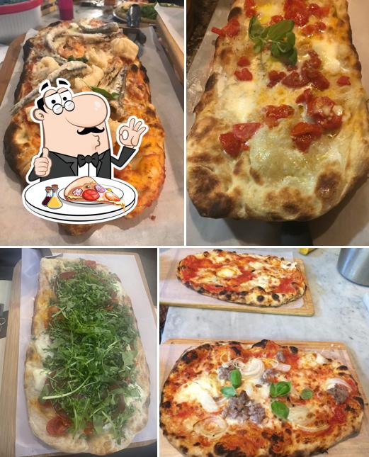 Prenditi una pizza a Pinseria trattoria Bella Napoli