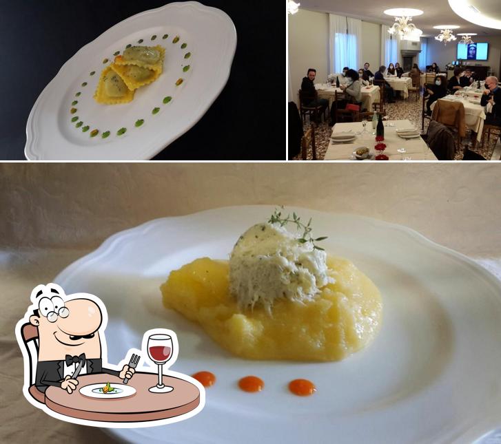 Al Morer Silvestrini si caratterizza per la cibo e interni