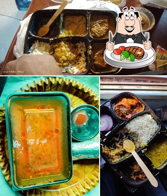BANYAN KITCHEN offers meat dishes