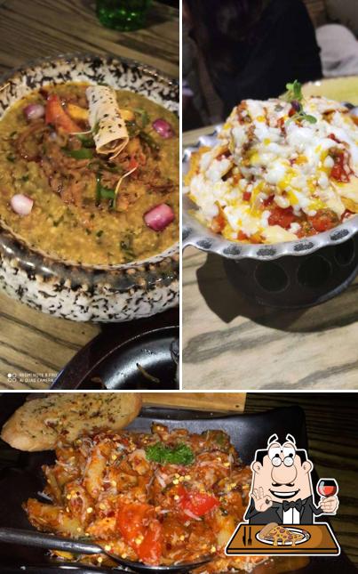 Order pizza at The Drunken Botanist