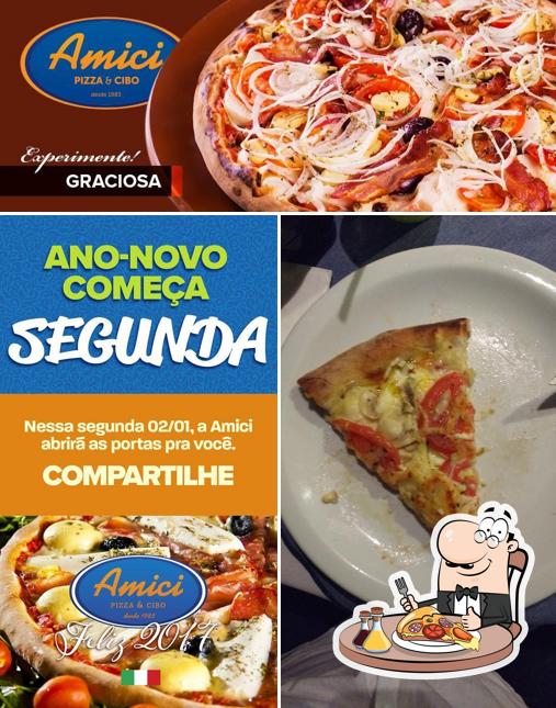 Consiga pizza no Amici Pizza & Cibo