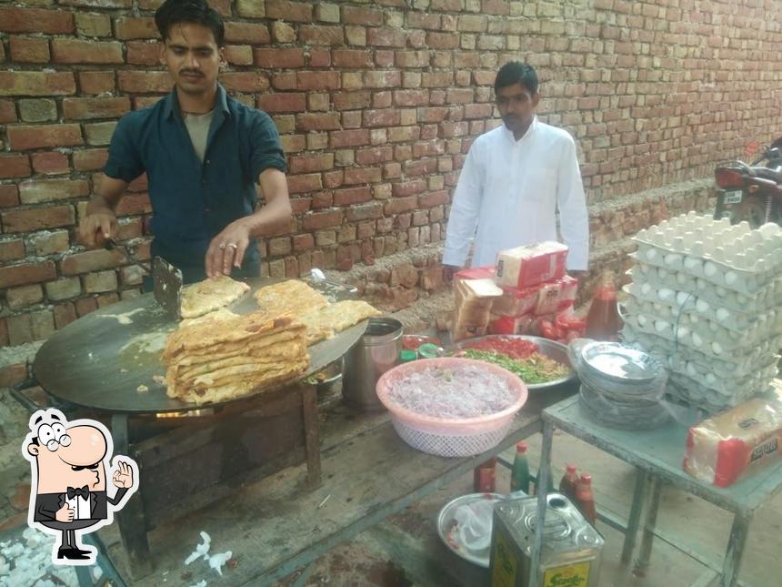 See the pic of Bhura Qureshi Ande bala