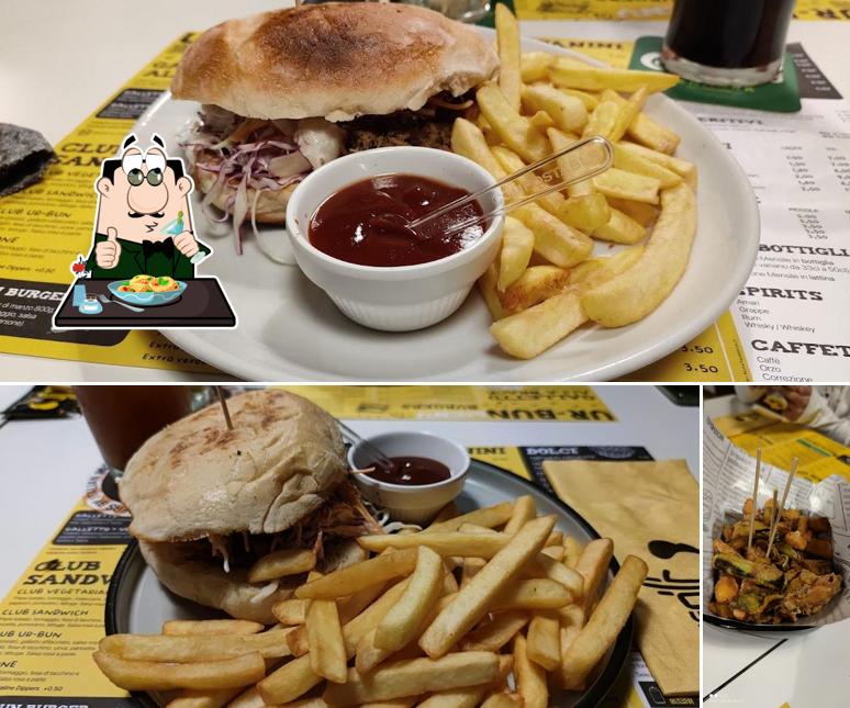 Panino con maiale stirato al Ur-Bun Gallo Burger Lab