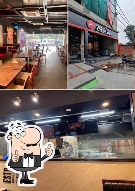 See the image of Pizza Hut D M Road, Bullandshahr