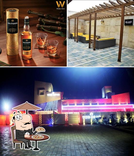 The Opal - Luxury Hotel & Bar in Rampur