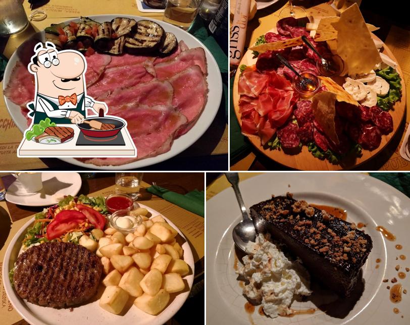 Prenditi i piatti di carne a Vecchia Rocka Pub