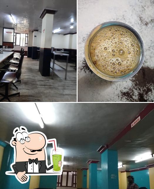 Enjoy a drink at Sri Vignesh Restuarent