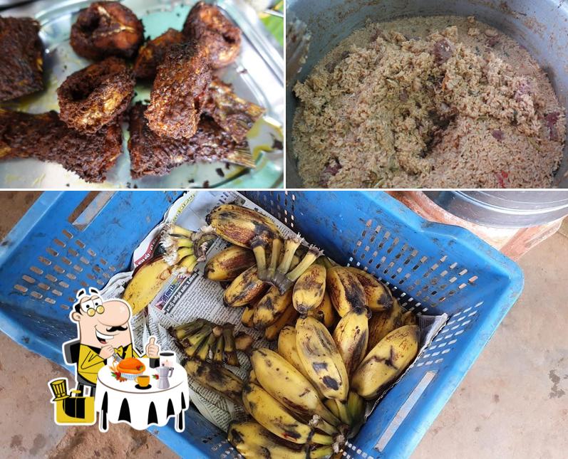 Food at Checkpost Sekar Hotel