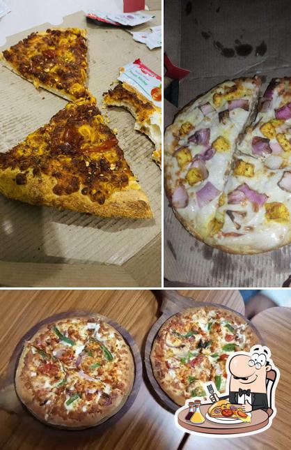 Order pizza at Pizza Wings, Kurukshetra