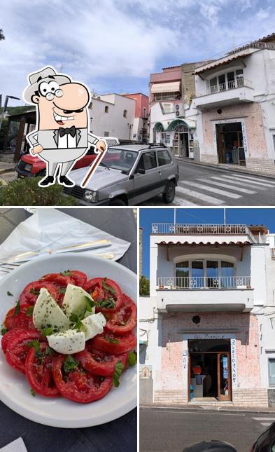 Serrara Fontana - Bar Ristorante Pizzeria Da Peppino si caratterizza per la esterno e cibo