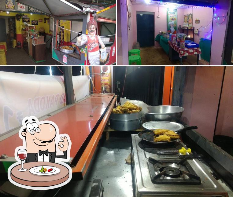 Food at YUVA'S CHAATS & SNACKS