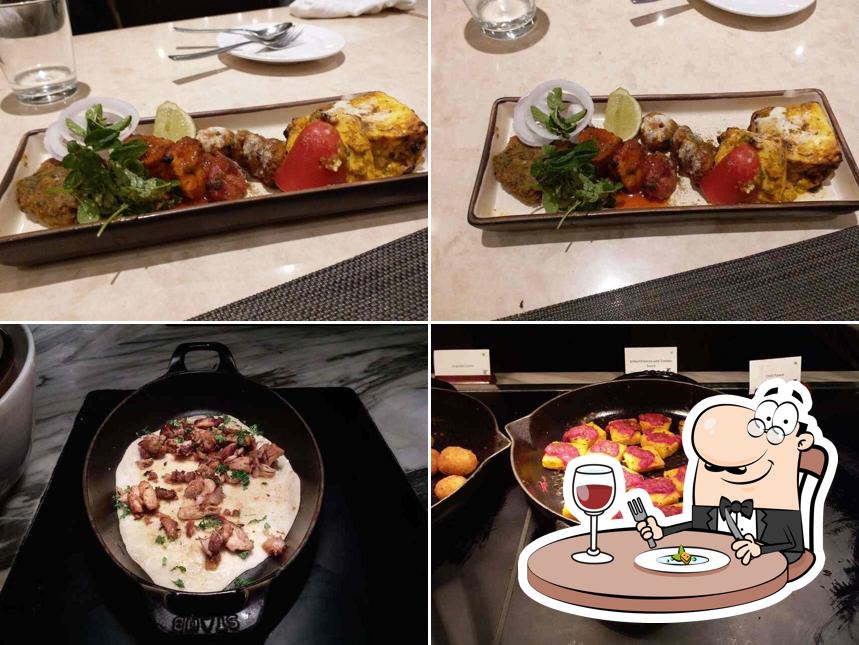 Food at TheCafe@JW
