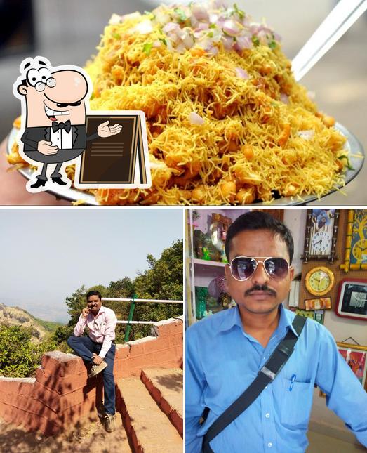 The image of exterior and food at All India Special Bhel Palus