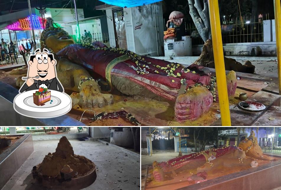 Chocolate cake at Old Periyandichi Amman temple opposite