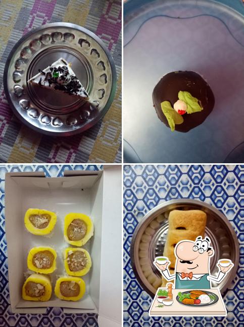 Chocolate mousse at Sri Ganesh Sweets & Bakes