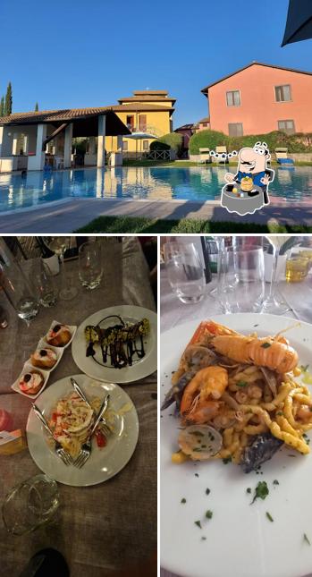 Dai un’occhiata alla foto che presenta la cibo e interni di Ristorante Bistrot