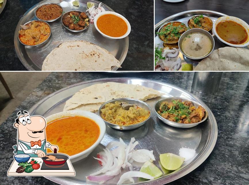 Chicken curry at Bugad Khanawal Mutton Special