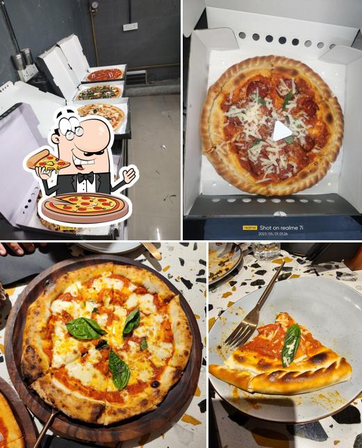 Try out pizza at Nomad Pizza, Mumbai