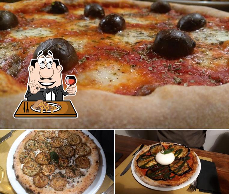 Prenditi una pizza a Pizzeria Monelle